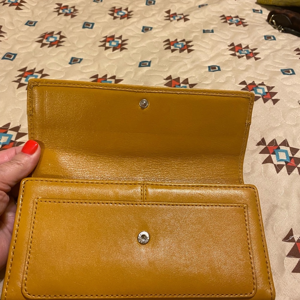 Coach Wallet - Picture 5 of 9